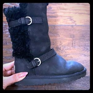 Worn very few times!